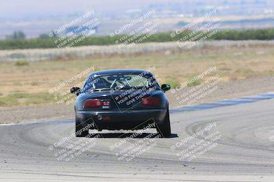 media/Jun-05-2022-CalClub SCCA (Sun) [[19e9bfb4bf]]/Group 1/Race/